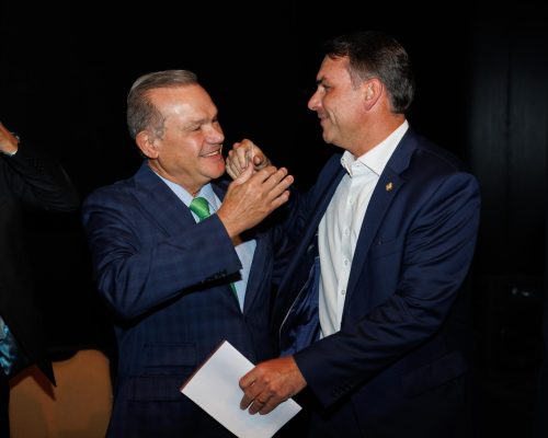 WELLINGTON FAGUNDES E FLAVIO BOLSONARO