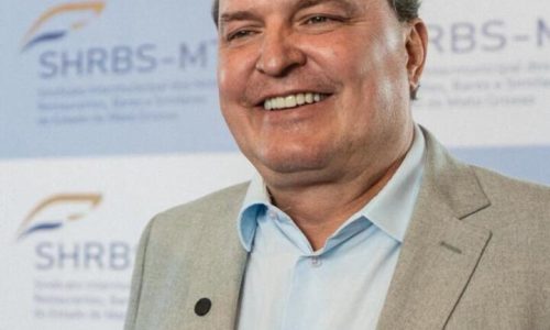 MAX RUSSI