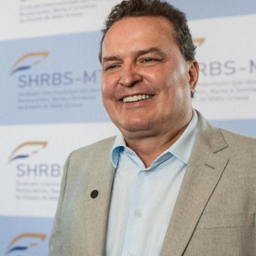 MAX RUSSI