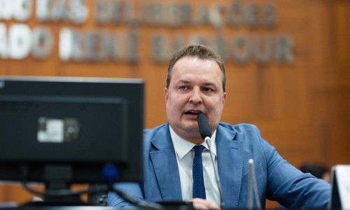 “É um absurdo. Não é aceitável que mulheres estejam à mercê de uma violência gratuita”, afirma Max Russi sobre lista na UFMT