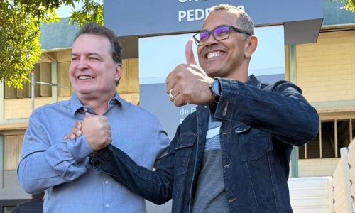 Max Russi destaca união com Governo e vereador Dídimo para tirar do papel sonho antigo dos moradores do Pedra 90