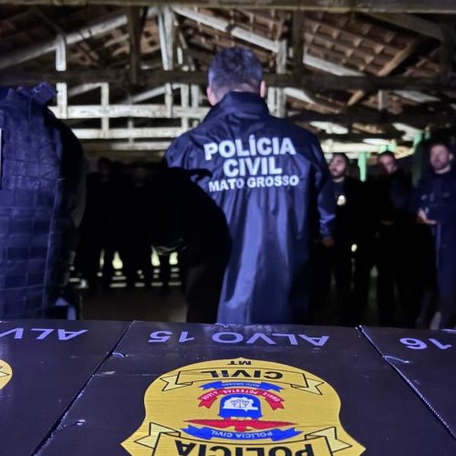 Operação mira facção e desarticula rede de tráfico e armas no interior de MT
