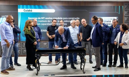 Cuiabá e Várzea Grande recebem R$ 85 milhões para pavimentação, mercado e assistência social