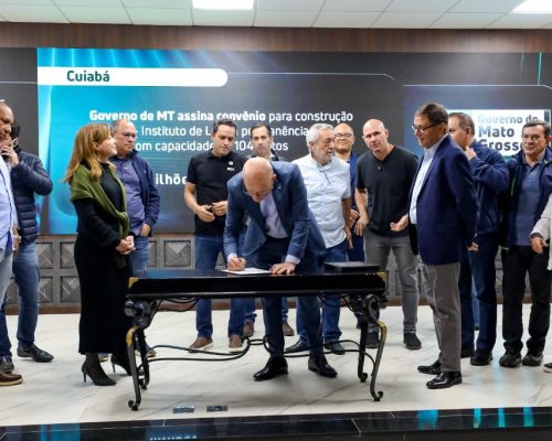 Cuiabá e Várzea Grande recebem R$ 85 milhões para pavimentação, mercado e assistência social