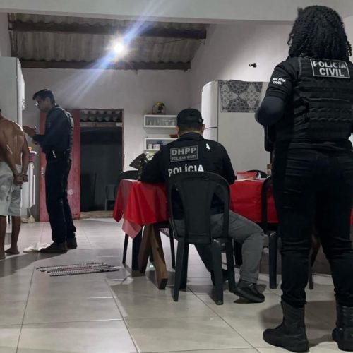 Execução de jovem por suposta ligação com a polícia leva à Operação Elo Oculto em três cidades
