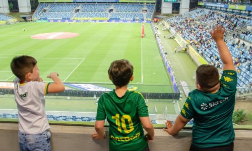 Setasc sorteia 10 vagas gratuitas no Camarote dos Autistas para jogo do Cuiabá na Arena Pantanal