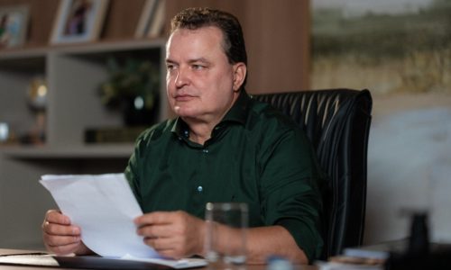 MAX RUSSI