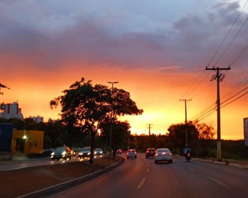 Mato Grosso enfrenta fim de semana de calor intenso e baixa umidade, alerta Inmet