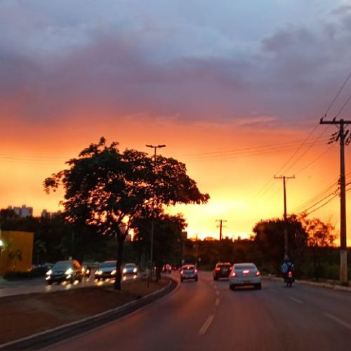 Mato Grosso enfrenta fim de semana de calor intenso e baixa umidade, alerta Inmet