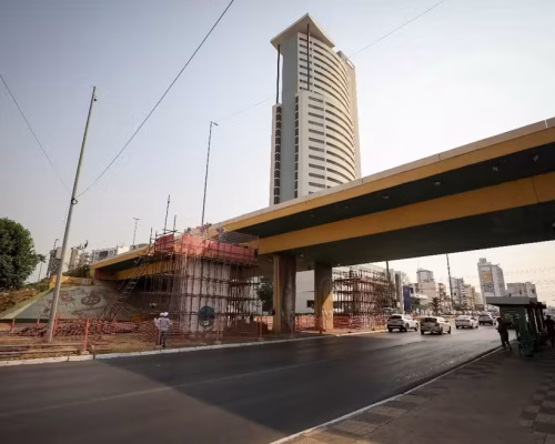 Interdição total na Miguel Sutil à noite altera trânsito em Cuiabá