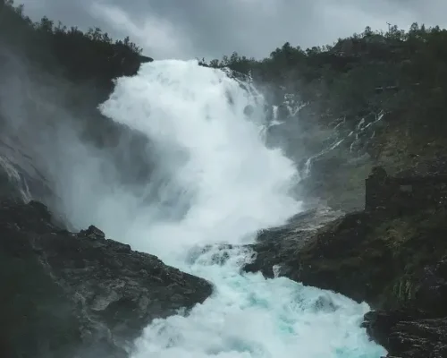 Defesa Civil alerta para risco de cabeça d’água em rios e cachoeiras de Mato Grosso