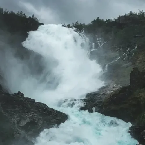 Defesa Civil alerta para risco de cabeça d’água em rios e cachoeiras de Mato Grosso