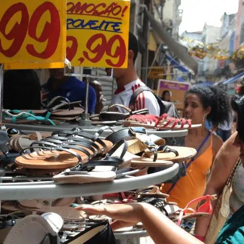 Mato Grosso acelera economia em 2026, mas alta da inadimplência acende alerta