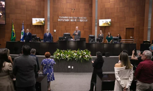 ALMT homenageia 80 profissionais e destaca papel estratégico do planejamento em Mato Grosso