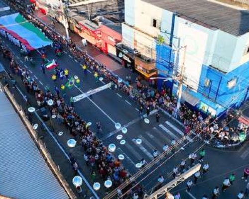 Desfile cívico-militar marca os 159 anos de Várzea Grande com homenagem à força das mulheres