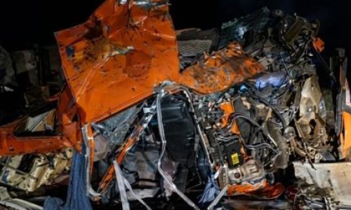 Caminhoneiro morre em colisão frontal na MT-320 e motorista foge sem prestar socorro