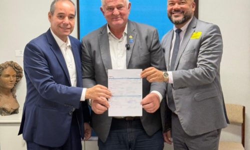 Galvan troca de partido, filia-se ao Avante e reforça pré-candidatura ao Senado