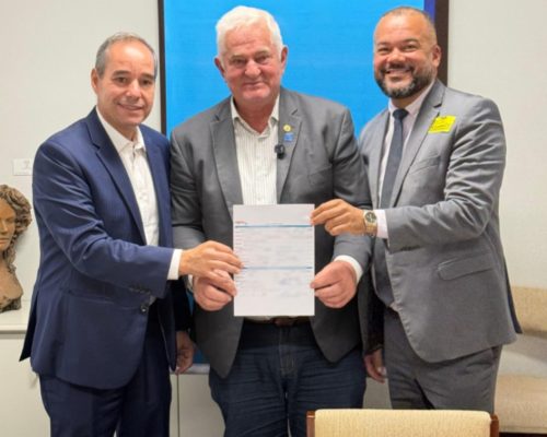 Galvan troca de partido, filia-se ao Avante e reforça pré-candidatura ao Senado