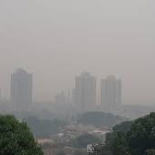 Fumaça de Incêndios é Tão Intensa que Avião Desiste de Pousar em Sinop e Retorna para São Paulo