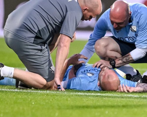 Capitão do Bochum sofre lesão potencialmente fatal e está fora da temporada