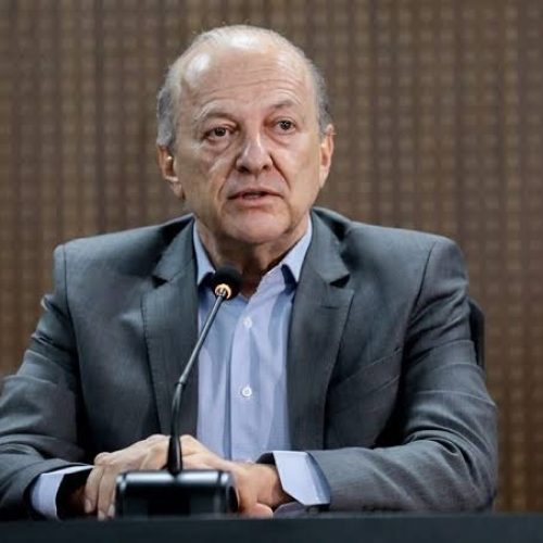 Pivetta entrega projeto que extingue MT Card e endurece regras para consignados; CPI segue no radar da Assembleia