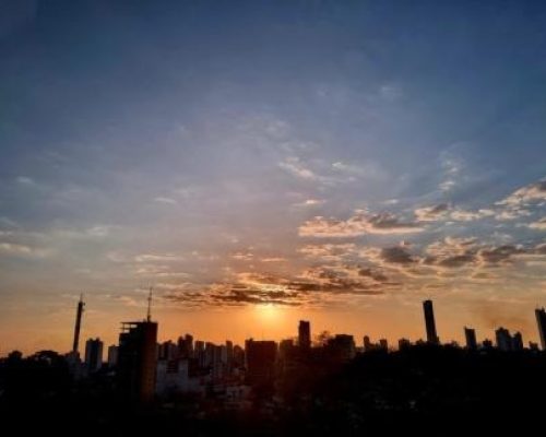 Calor volta a Mato Grosso com força após trégua; confira a previsão por região