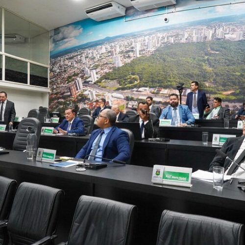 Câmara de Cuiabá quer mostrar uma cara nova, mas mantém velhos hábitos?