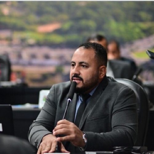 Vereador denuncia superfaturamento de 535% na compra de dipirona pela Prefeitura de Cuiabá: por que tão caro?