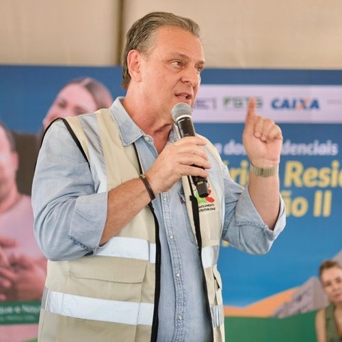 Carlos Fávaro confirma pré-candidatura ao Senado em evento em Várzea Grande