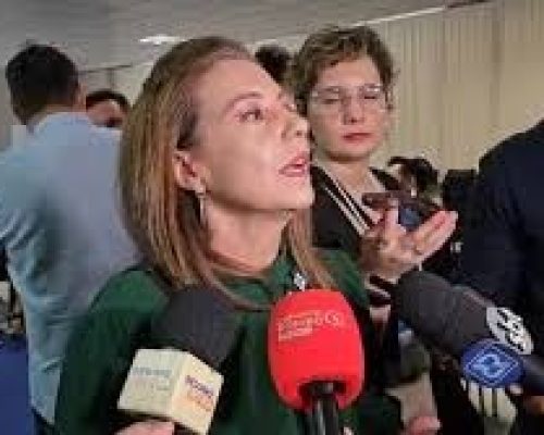 Prefeita Flávia Moretti dribla resistência política e encara desafios estruturais com gestão técnica e firmeza