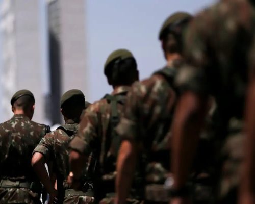 Exército abre edital com 1 mil vagas e você ainda pode morar na praia