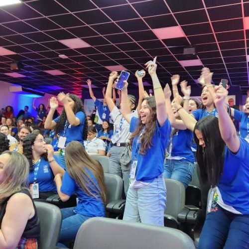 Seduc reúne selecionados para o programa MT no Mundo em evento de pré-embarque nesta quinta-feira (11)