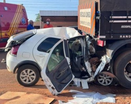 Homem morre em colisão entre carro e carreta em Campo Novo do Parecis