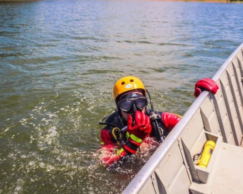 Corpo de Bombeiros resgata corpo de jovem que se afogou no Rio Paraguai