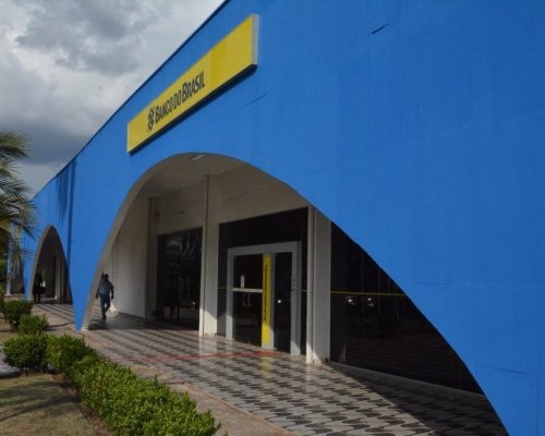 Governo de Mato Grosso paga salários de setembro a servidores estaduais nesta segunda-feira (29)