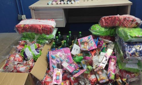 Polícia Militar conduz cinco faccionados e apreende brinquedos que seriam distribuídos por facção