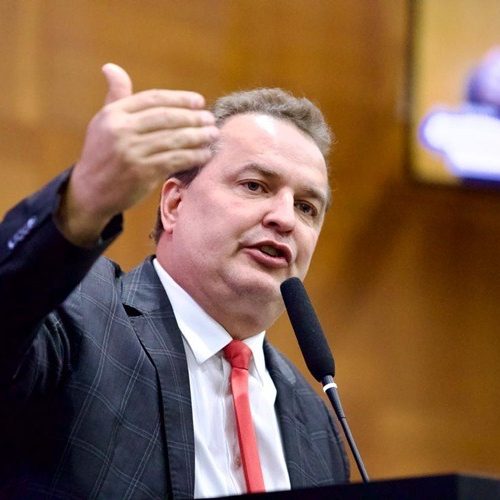 “Votação foi correta”, afirma Max Russi diante das polêmicas sobre reajuste do TJMT