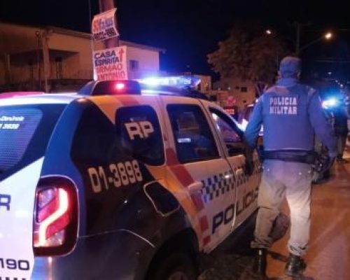 Homem tem dedo decepado em sessão de tortura aplicada por facção criminosa em Santa Carmem