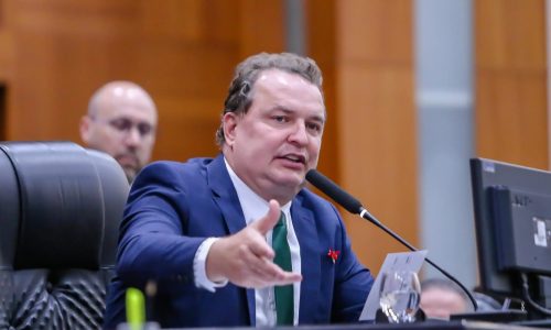 Mauro Mendes tenta sufocar Assembleia com atraso no duodécimo — mas pode ter criado um inimigo com fôlego para reagir