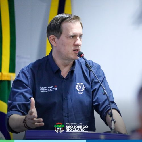 Coronel Roveri desponta como um dos grandes nomes da próxima eleição e já tira o sono do deputado federal Coronel Assis