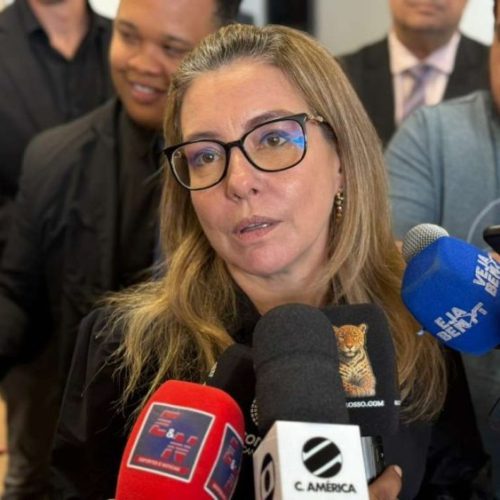 PL ainda não recebeu representação de Flávia contra Samir; sigla diz que só decidirá após analisar documento