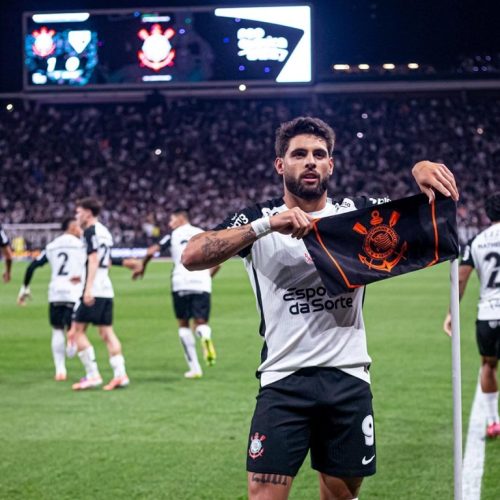 Corinthians vence o Majestoso, bate o São Paulo por 3 a 1 e sobe na tabela do Brasileirão