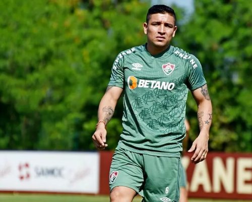 Ex-Fluminense, lateral Mario Pineida é assassinado em Guayaquil; esposa também morreu no atentado