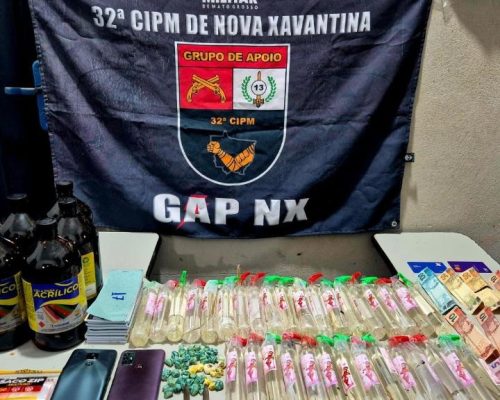 Polícia Militar prende três faccionados por tráfico de drogas e apreende entorpecentes