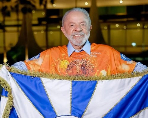 Homenagem a Lula na Sapucaí reacende debate jurídico sobre propaganda eleitoral antecipada e uso de recursos públicos