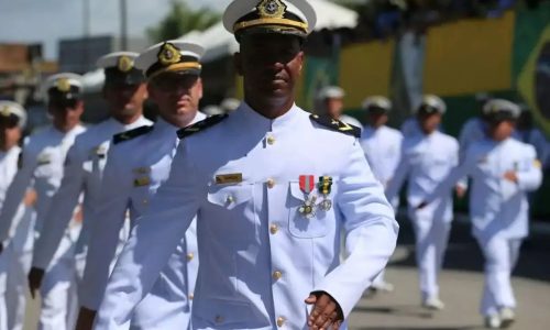 Com 1,6 mil vagas, inscrições para concurso da Marinha começam nesta 5ª