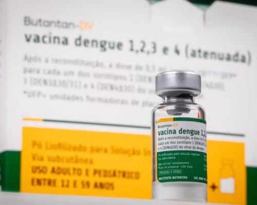 MINISTÉRIO DA SAÚDE SUSPENDE VACINA DA DENGUE DO BUTANTAN APÓS CASOS DE REAÇÕES GRAVES; VEJA O QUE MUDA