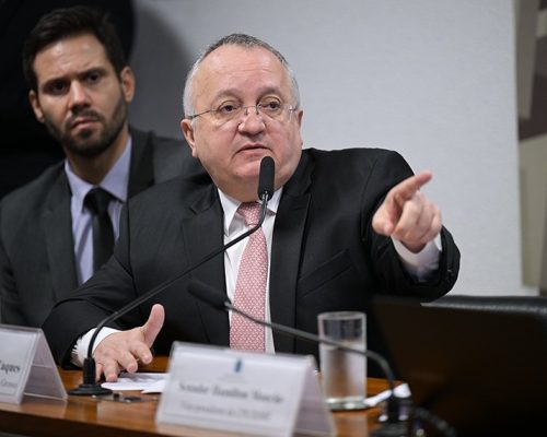 PEDRO TAQUES ACUSA BANCO MASTER DE OPERAR ESQUEMA DE FRAUDES EM EMPRÉSTIMOS CONSIGNADOS
