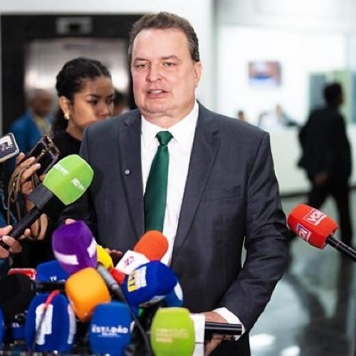 Governo quer empréstimo de R$ 1,5 bilhão, mas próximo governador decidirá onde investir o dinheiro