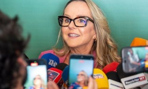 Vai acontecer de novo? Histórico de 2022 faz crescer dúvidas sobre futuro da pré-candidatura de Natasha ao Governo